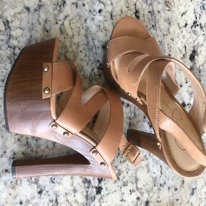 Jessica Simpson Platform